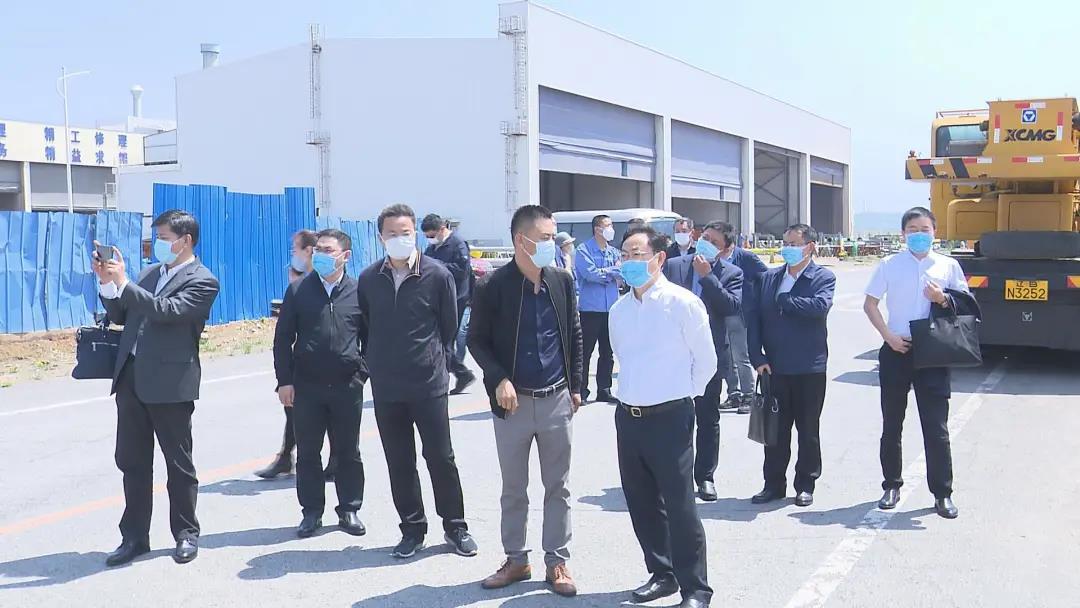 贵州六盘水市领导不远万里看望对口帮扶农民工