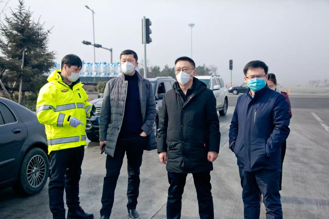 市,区携手发出1300张"特别通行证",为长兴岛重大项目复产复工开"绿灯"